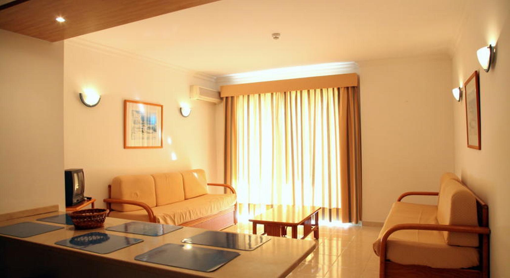 Aparthotel Calema Avenida Jardim Monte Gordo Eksteriør billede